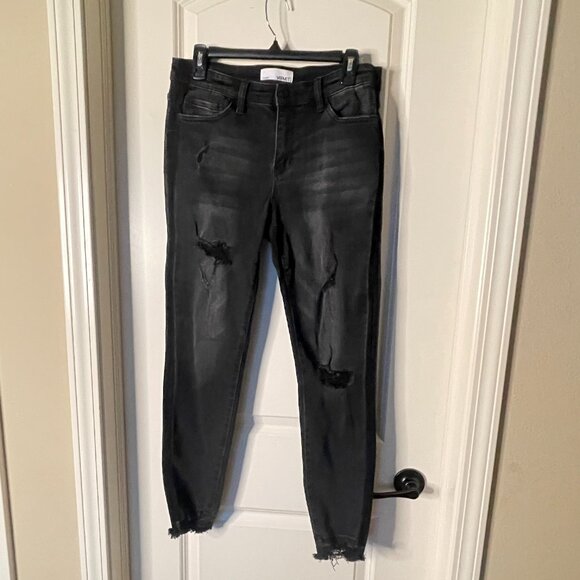 Excellent Condition Vervet Black Distressed Skinny Jeans Style #1227 Size 29 - Picture 1 of 4
